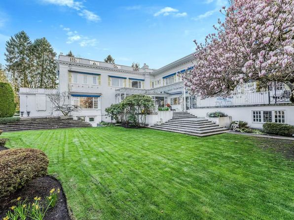 6 bedroom rental in Vancouver — photo 3