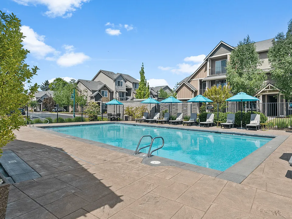 Swimming Pool + Lounge Area l Luxury Apartments for Rent l Fife, WA l Port Landing