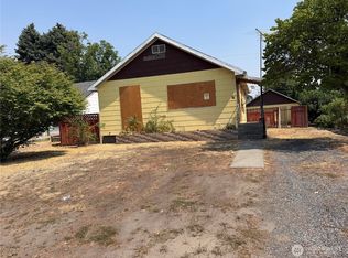 20 N Elm St, Omak, WA 98841