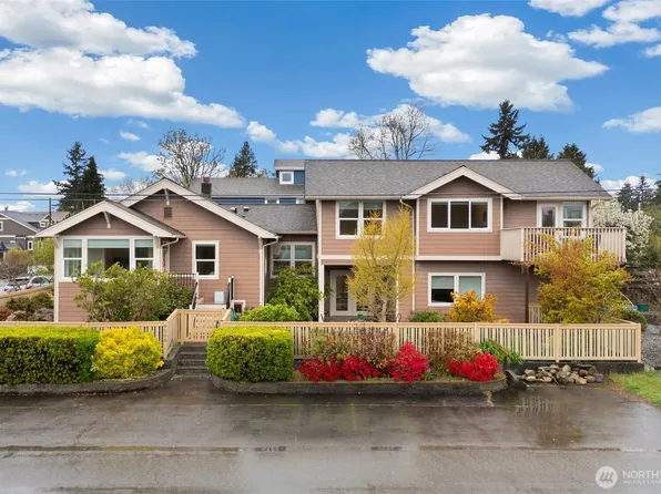 9500 Phinney Avenue N, Seattle, WA 98103
