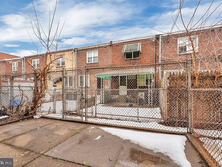 3639 Gaul St — Photo 23
