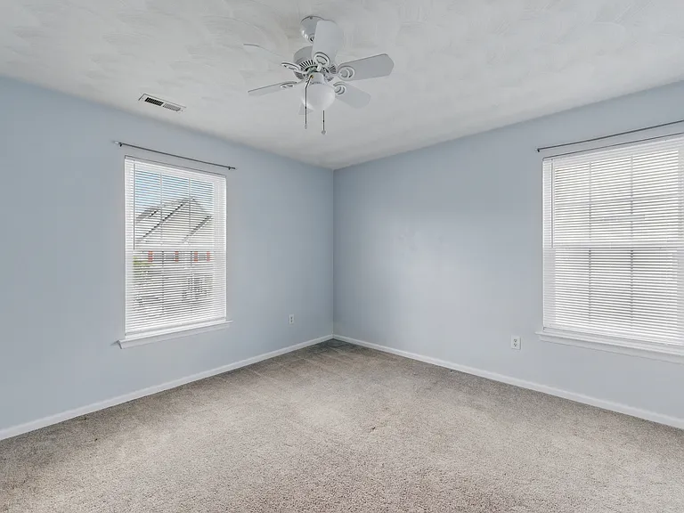 1023 Snead Dr — Photo 15