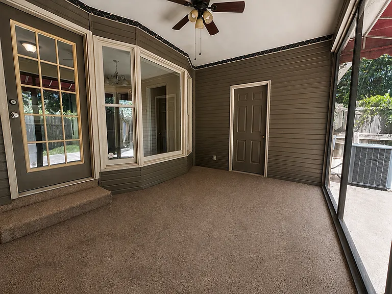 2152 Westbury Ct SW #1 — Photo 9