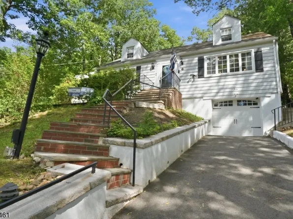 6 Cherry Lane, Caldwell Boro Twp., NJ 07006