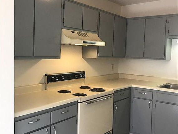 4th image of 4225B Edith Ln