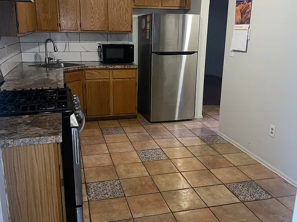 407 Plymouth Rd #407, North Brunswick, NJ 08902