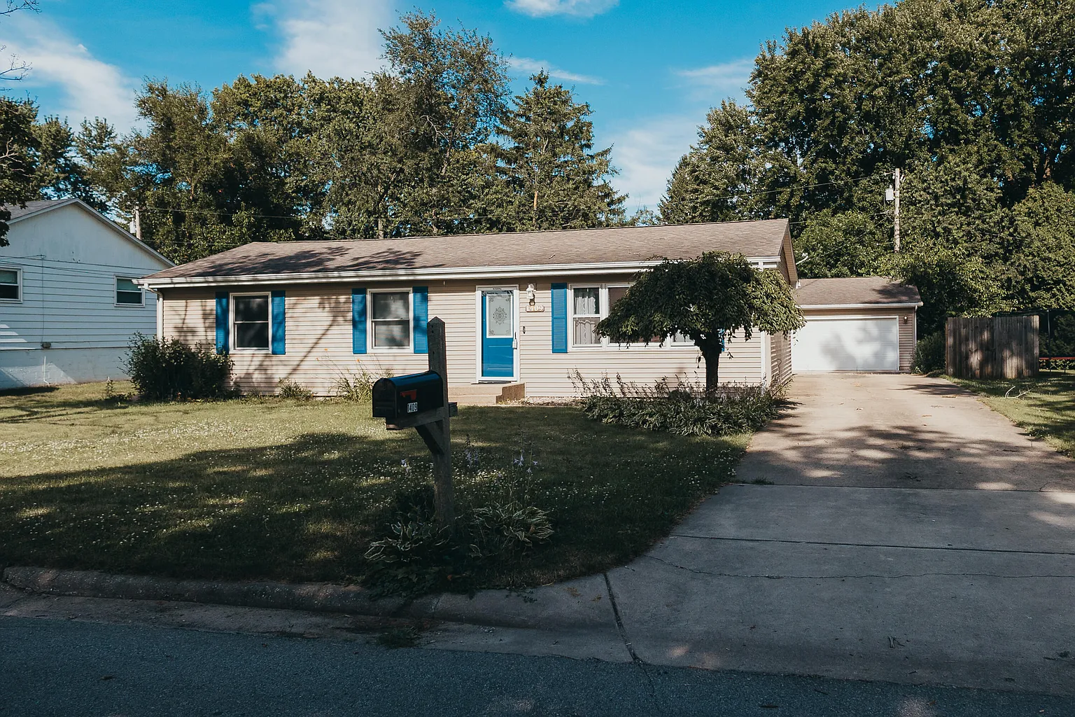 1409 K St photo 1