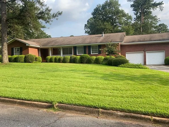 208 Daniel St, Americus, GA 31709