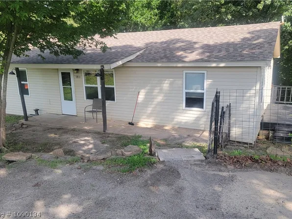9819 Cedarville Rd, Cedarville, AR 72932