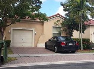 2302 NE 37th Rd, Homestead, FL 33033
