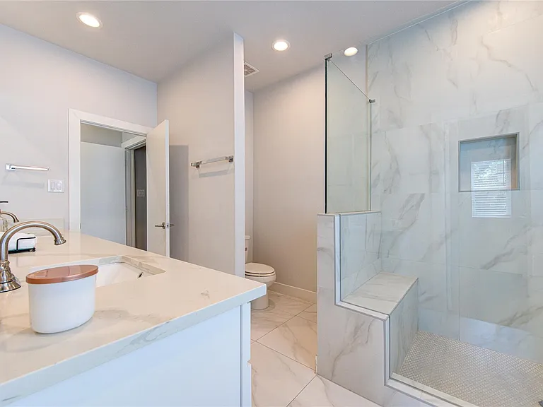847 Rachel St #G — Photo 39