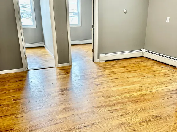 245 Duncan Avenue image 8 of 17