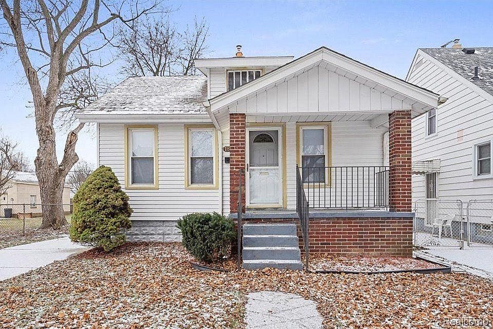 1st image of 1865 Arlington Ave