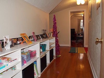 5th image of 1023 Dana Ave APT 3