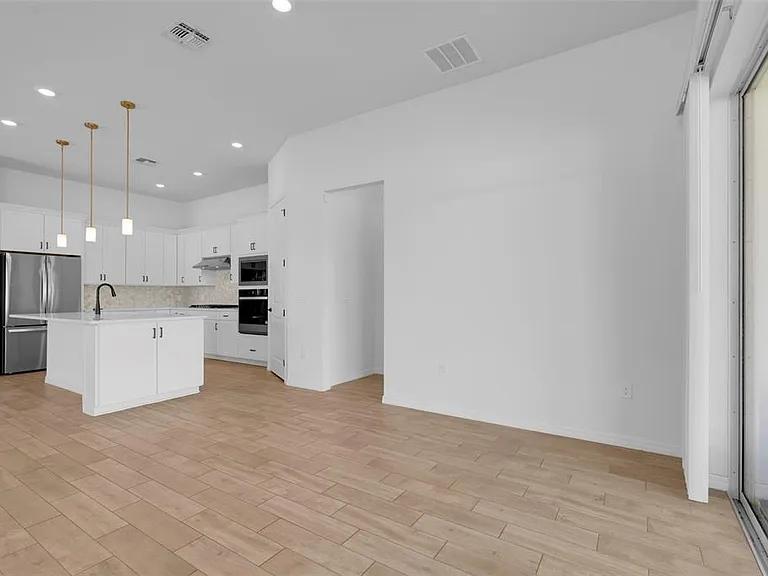 10393 Park Estates Ave — Photo 19