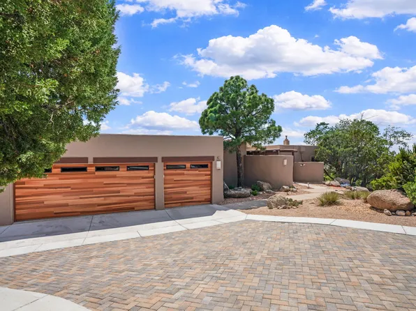 11 Juniper Hill Loop NE, Albuquerque, NM 87122