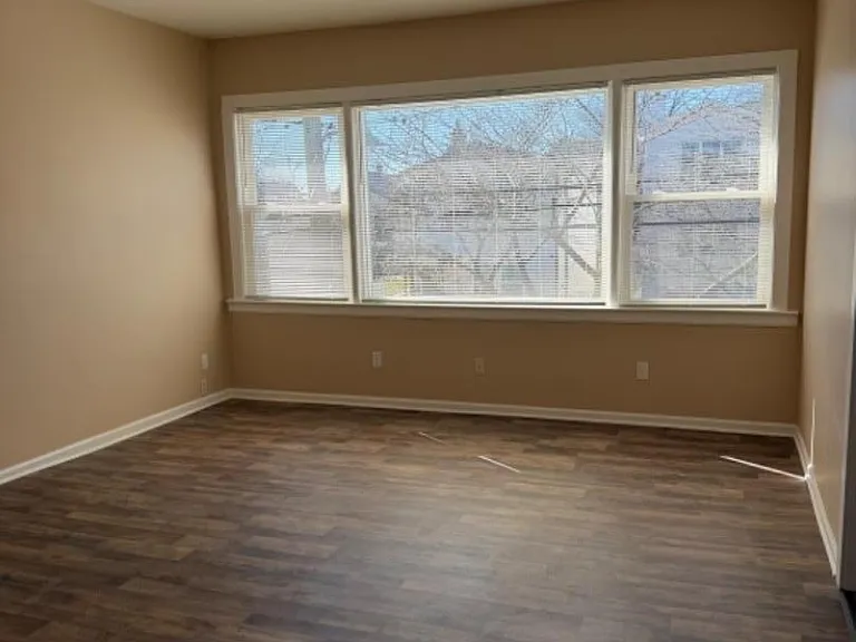 182 Pierre Ave — Photo 11