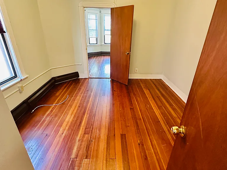 365 Franklin Ave #2S — Photo 12