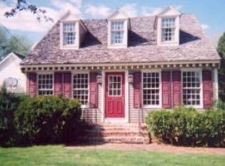 411 12th St SE, Rochester, MN 55904