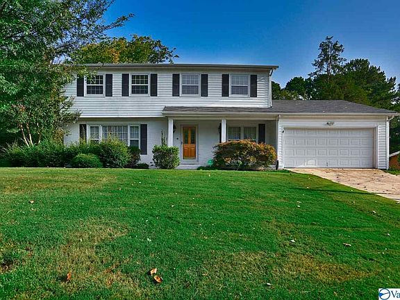 5th image of 611 Mountain Gap Dr SE
