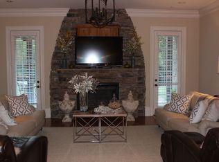 3529 Robertson Gin Rd, Hernando, MS 38632