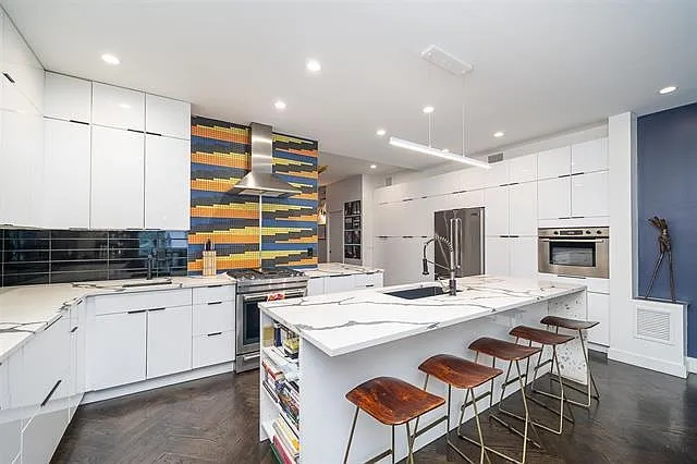 105 Fairview Ave — Photo 3
