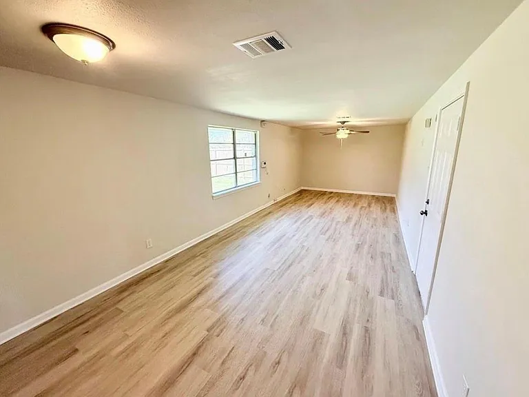 14106 White Heather Dr — Photo 5