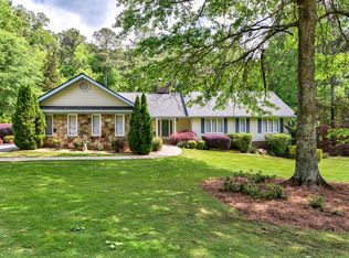 280 Autumn Wood Ln, Roswell, GA 30075