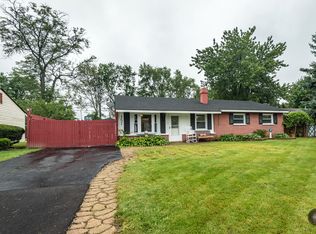 157 Fairwood Dr, Bolingbrook, IL 60440