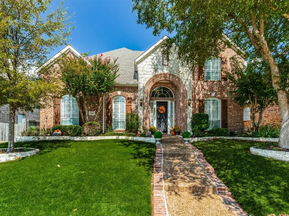 609 Water Oak Dr, Garland, TX 75044
