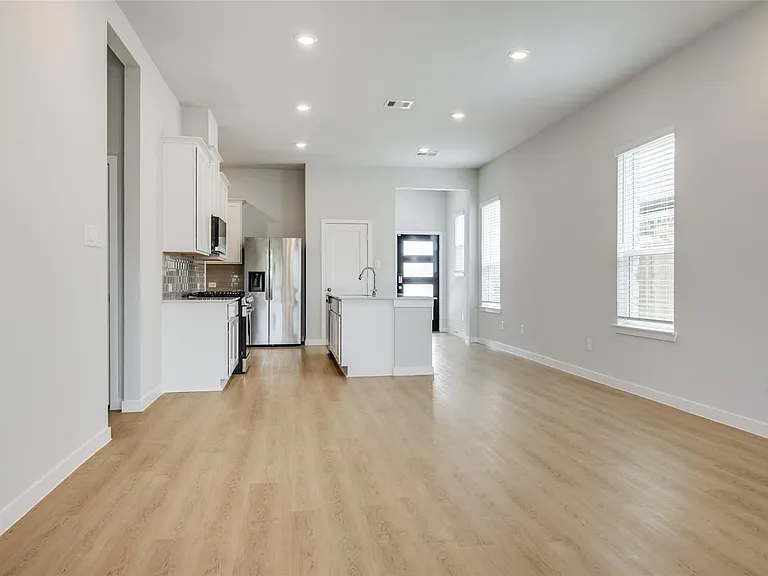 12534 Nueces River Dr — Photo 16