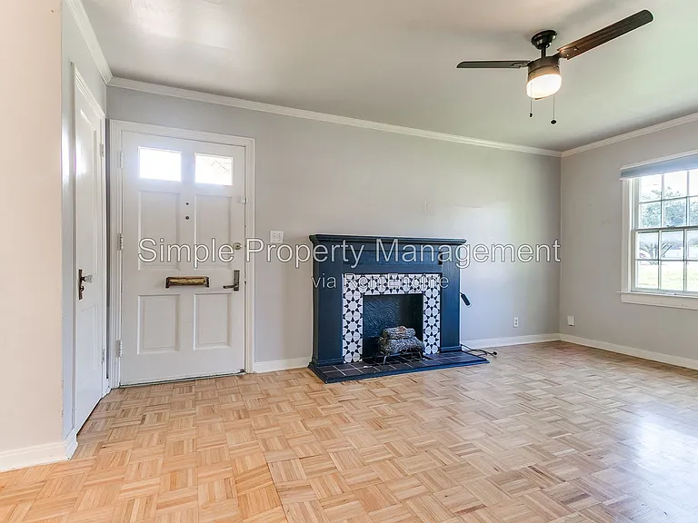 3715 N Lee Ave #1 — Photo 3