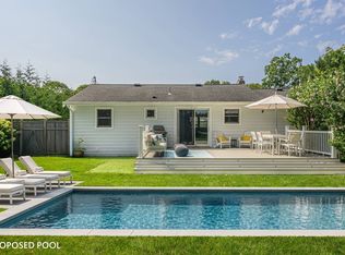 35 Maryland Blvd, Hampton Bays, NY 11946