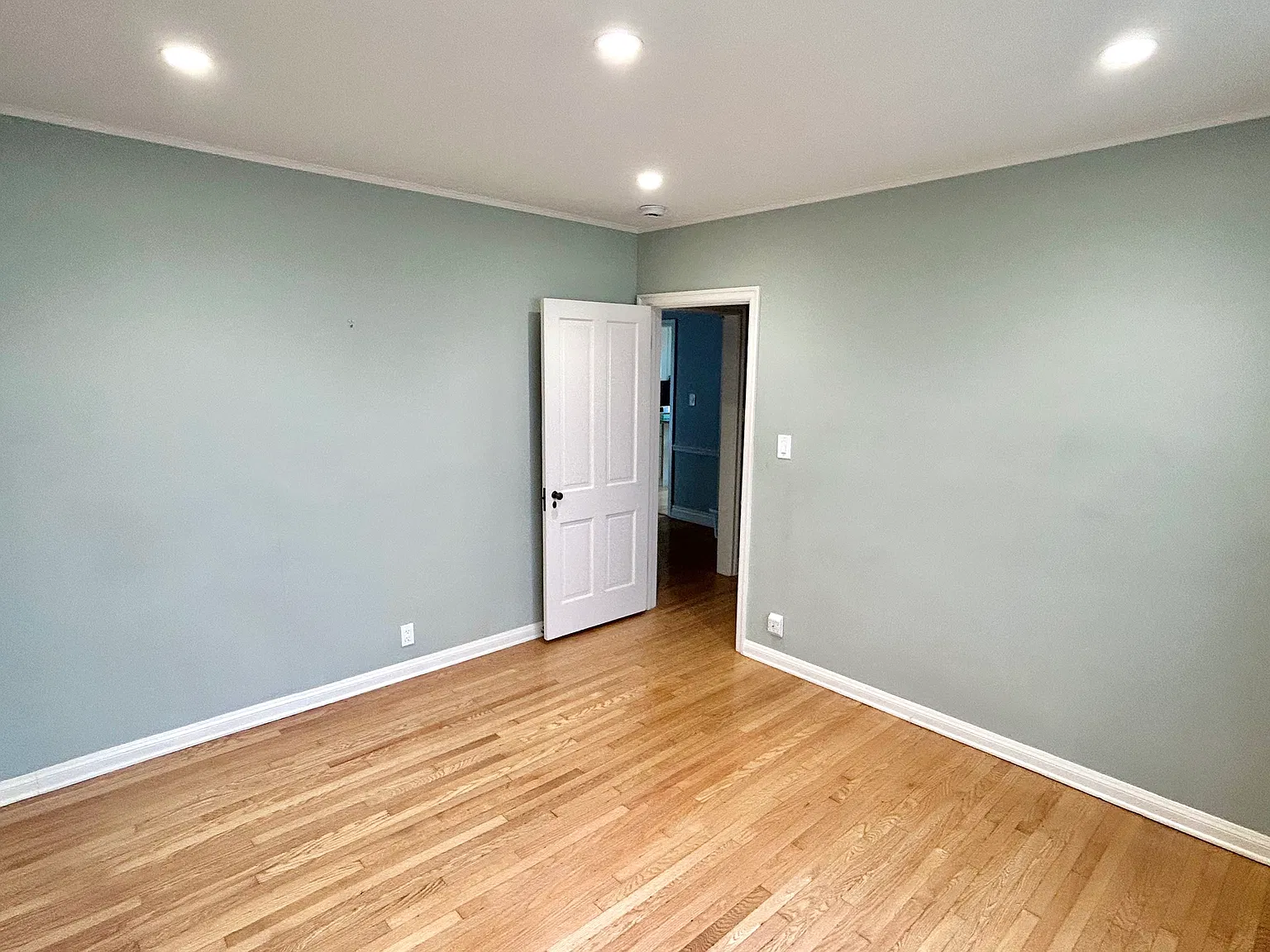 3 bed, 1592 sqft, $1,300 — Photo 4