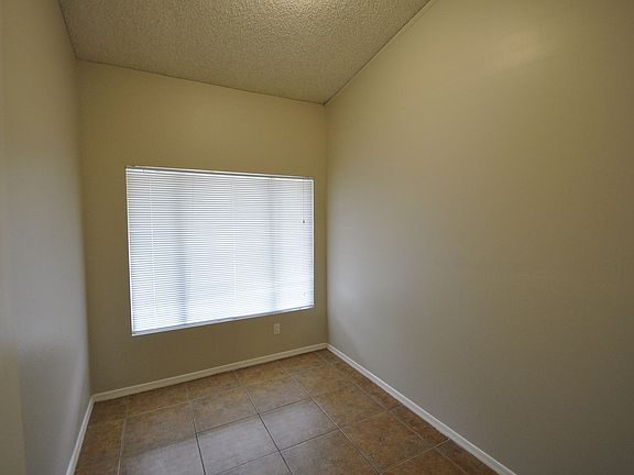 4th image of 10842 N 41st Ave