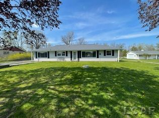3684 Deerfield Rd, Adrian, MI 49221