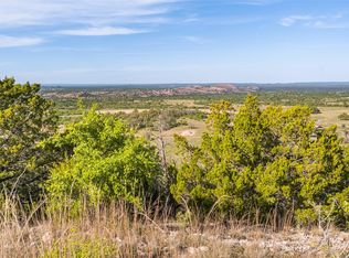 743 Welgehausen Rd, Fredericksburg, TX 78624