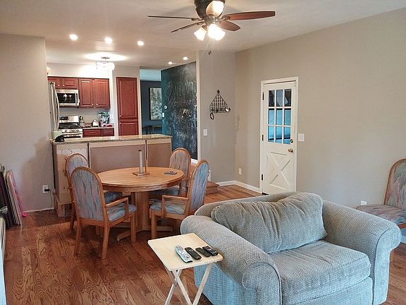 Family Room to Kitchen