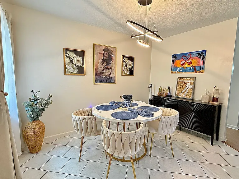 340 Hunters Branch Dr — Photo 5