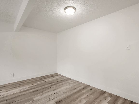 3rd image of 5307 Marconi Ave #30015ab78