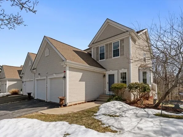 100 Buttercup Ln, South Grafton, MA 01560