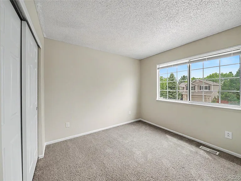 21637 E Crestline Dr — Photo 15