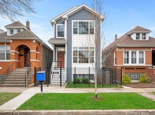 3402 S Carpenter St, Chicago, IL 60608