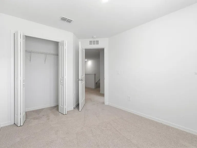 9851 Feaster Dr — Photo 33