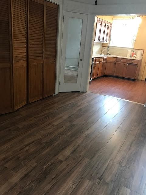 2nd image of 3441 Friendship St