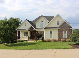 239 Angela Dr, Scott Depot, WV 25560