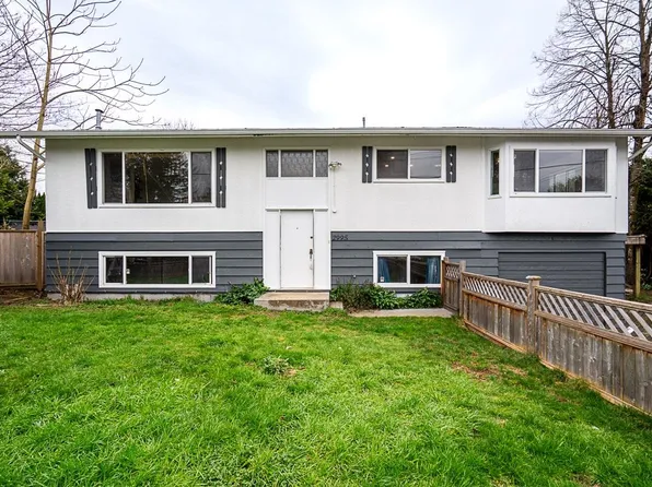 2995 268a St, Langley, BC V4W 3B9