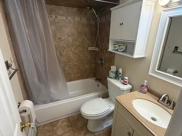 1840 Spur Dr S — Photo 3