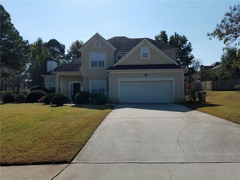 1st image of 648 Autumn Leaf Cir