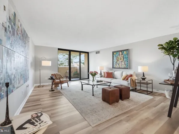 1101 S Arlington Ridge Rd APT 305, Arlington, VA 22202